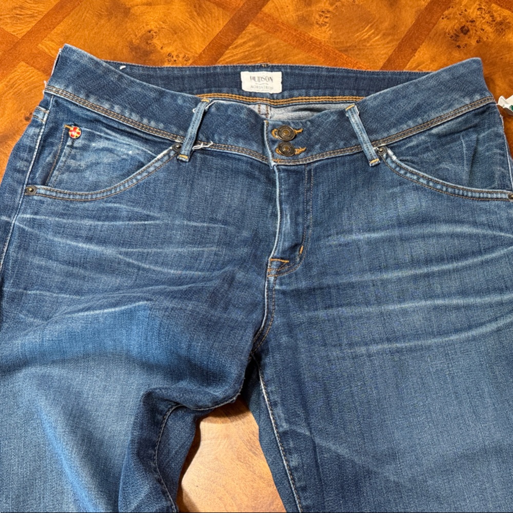 Hudson Jeans Straight Leg Women's Jeans - Medium Blue Wash